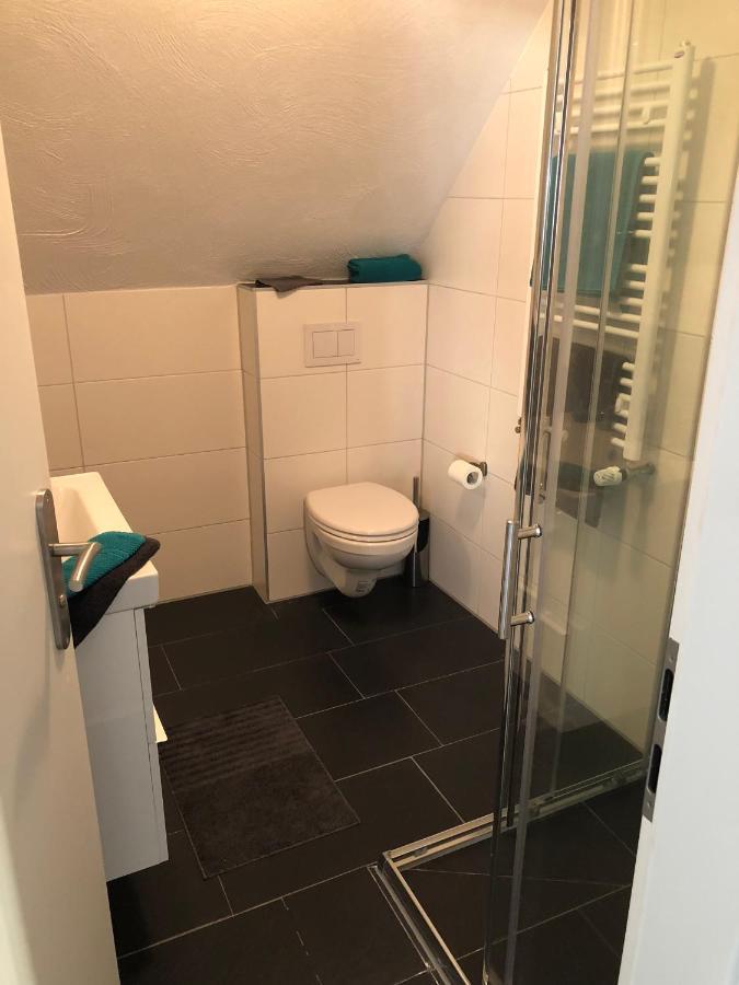 Rommerskirchen Charmante Ferienwohnungen Auf Reitstall Wasserburg Anstel - Ein Ort Zum Wohlfuehlen Und Entspannen מראה חיצוני תמונה